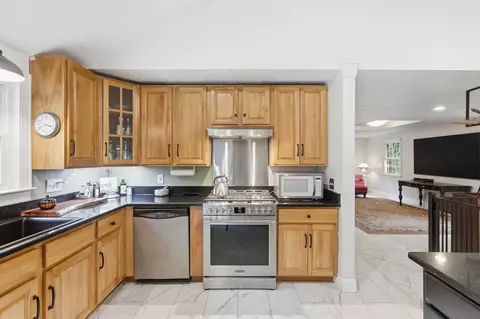 Kitchen - 17 Maple St, Douglas, MA 01516 photo 5 of 7