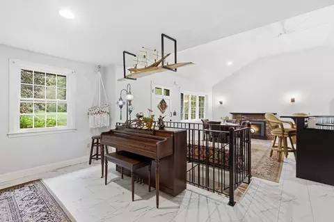 Entry Way - 17 Maple St, Douglas, MA 01516 photo 1 of 2