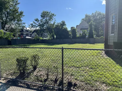 Exterior - 38 Northampton Ave, Springfield, MA 01109 photo 5 of 7