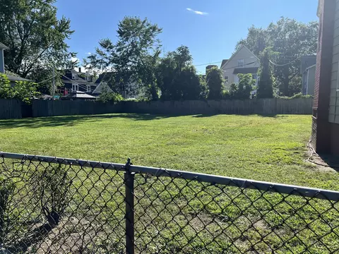 Exterior - 38 Northampton Ave, Springfield, MA 01109 photo 3 of 7