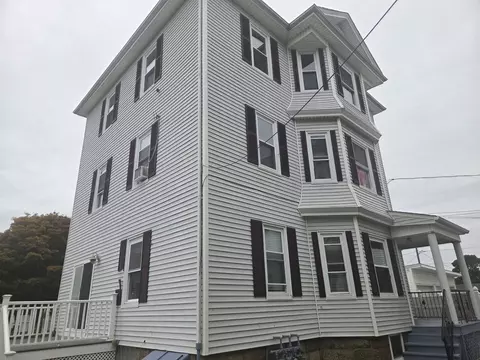 Exterior - 953 Globe St, Fall River, MA 02724 photo 2 of 4