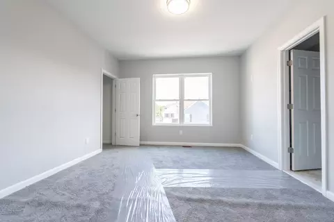 Bedroom - 184 Avenue C #-2, Woonsocket, RI 02895 photo 2 of 4