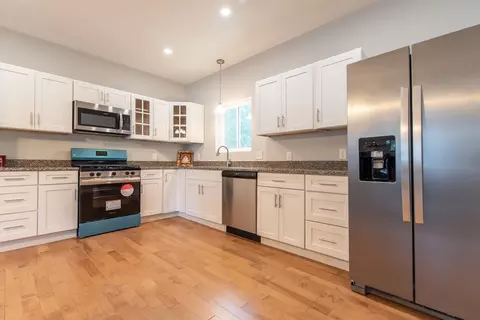 Kitchen - 184 Avenue C #-3, Woonsocket, RI 02895 photo 1 of 2
