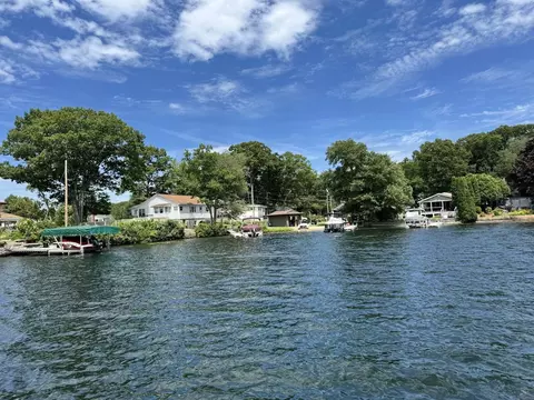 View/Area - 0 Wakefield Ave - Webster Lk, Webster, MA 01570 photo 4 of 9
