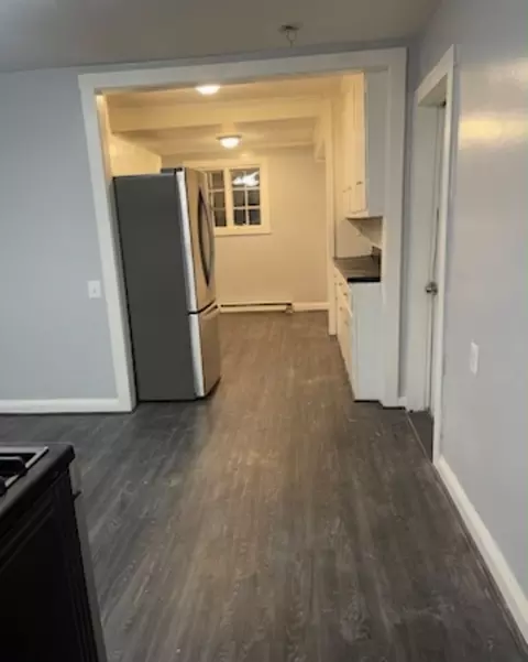 Entry Way - 69 Fox St, Worcester, MA 01604 photo 4 of 4