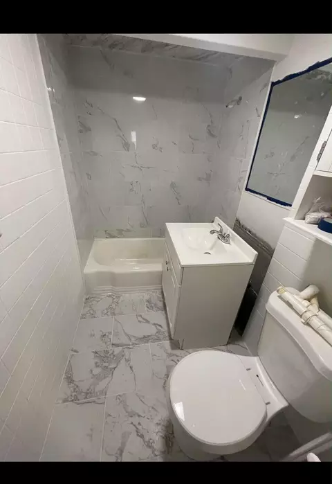Bath - 69 Fox St, Worcester, MA 01604 photo 3 of 3
