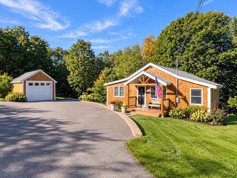 29 Ellen, Haverhill, MA 01830