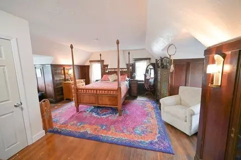 54 Nahant St # R, Lynn, MA 01902