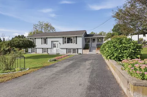66 Observatory Ave, Haverhill, MA 01832