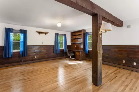 Living - 6 Mapleton St, Acushnet, MA 02743 photo 6 of 11