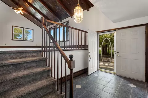 Entry Way - 6 Mapleton St, Acushnet, MA 02743 photo 2 of 3