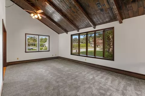Living - 6 Mapleton St, Acushnet, MA 02743 photo 3 of 11