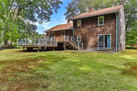 Exterior - 6 Mapleton St, Acushnet, MA 02743 photo 4 of 12