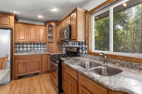 Kitchen - 6 Mapleton St, Acushnet, MA 02743 photo 4 of 4