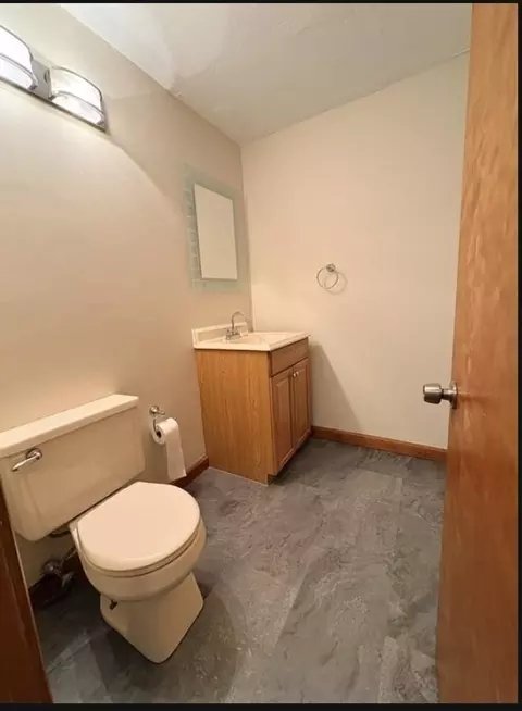 528 Cherry St #C4, Fall River, MA 02720 photo 2