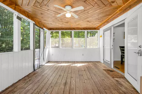 Exterior - 7 Hickory Dr, Townsend, MA 01469 photo 4 of 7