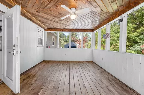 Exterior - 7 Hickory Dr, Townsend, MA 01469 photo 3 of 7