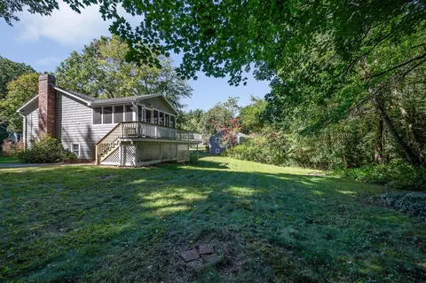 Exterior - 7 Hickory Dr, Townsend, MA 01469 photo 7 of 7