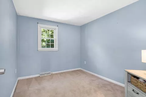Bedroom - 7 Hickory Dr, Townsend, MA 01469 photo 1 of 8