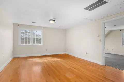 Bedroom - 53 Main Ave, Wareham, MA 02538 photo 6 of 6