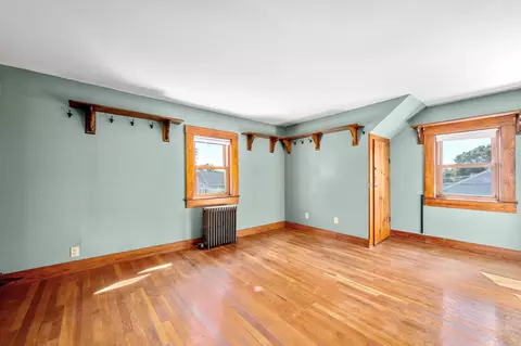 Bedroom - 53 Main Ave, Wareham, MA 02538 photo 3 of 6