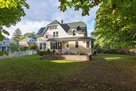 Exterior - 16 Abbott St, Wellesley, MA 02482 photo 7 of 7