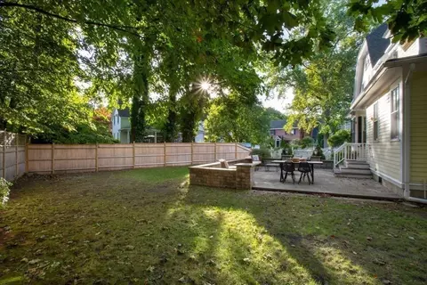 Exterior - 16 Abbott St, Wellesley, MA 02482 photo 5 of 7