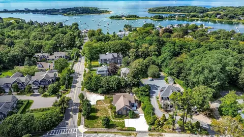 3 Old Dock Rd #EAST, Falmouth, MA 02540