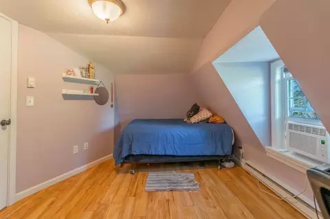 Bedroom - 196 Pendleton Ave, Chicopee, MA 01020 photo 3 of 3