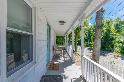 Exterior - 196 Pendleton Ave, Chicopee, MA 01020 photo 1 of 4