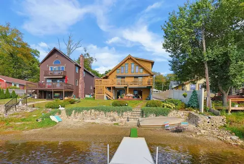 Exterior - 21 Taft Ave, Mendon, MA 01756 photo 8 of 9