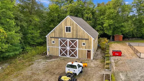 0 Faunce Corner Rd, Dartmouth, MA 02714