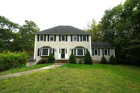 697 Tremont St, Dighton, MA 02764