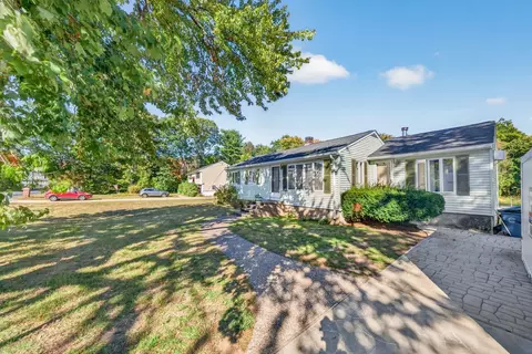 121 High St, Billerica, MA 01862