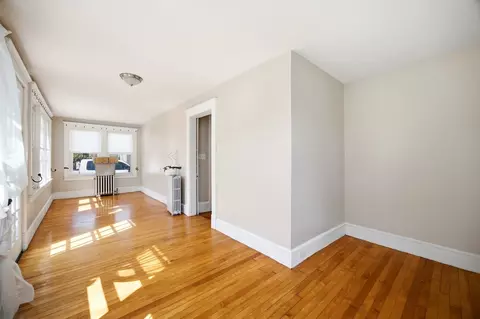 Living - 96 Catherine St, Chicopee, MA 01013 photo 5 of 5