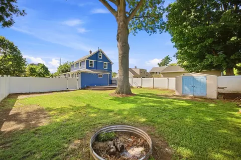 Exterior - 96 Catherine St, Chicopee, MA 01013 photo 5 of 8