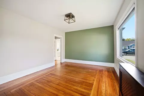Living - 96 Catherine St, Chicopee, MA 01013 photo 2 of 5