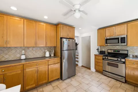 210 Nashua Rd, Billerica, MA 01862