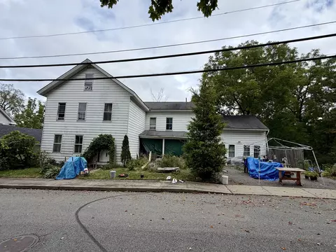 Exterior - 220 Park St, Athol, MA 01331 photo 4 of 4