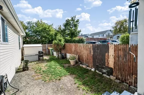 Exterior - 175 Slade St, Fall River, MA 02724 photo 4 of 6