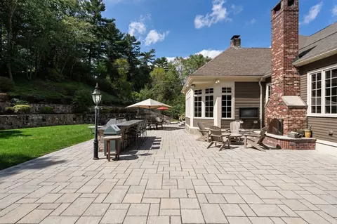 Exterior - 35 Sullivan Way, Canton, MA 02021 photo 8 of 13