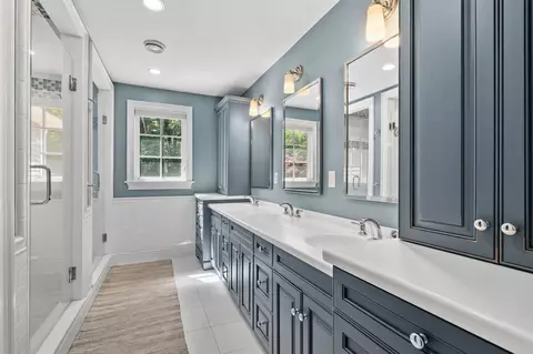 Bath - 35 Sullivan Way, Canton, MA 02021 photo 2 of 2