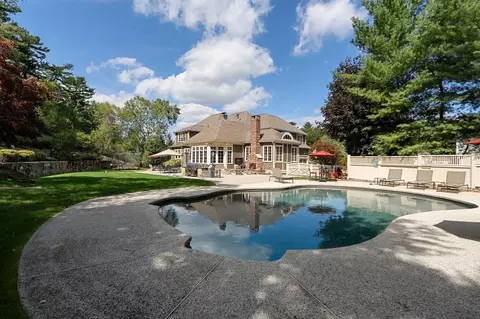 Exterior - 35 Sullivan Way, Canton, MA 02021 photo 5 of 13