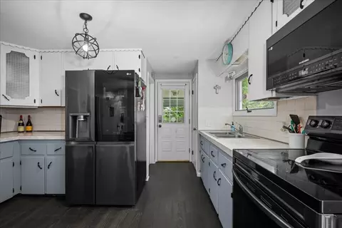 Kitchen - 3 Vine St, Webster, MA 01570 photo 3 of 3