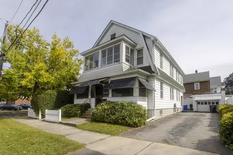 Exterior - 81-83 Chestnut St, Springfield, MA 01151 photo 2 of 3
