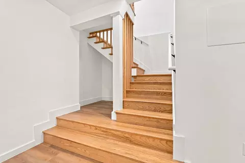 Entry Way - 204 River Dr, Hadley, MA 01035 photo 4 of 5