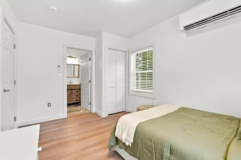Bedroom - 204 River Dr, Hadley, MA 01035 photo 2 of 8