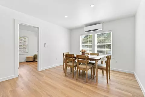 Dining - 204 River Dr, Hadley, MA 01035 photo 2 of 2
