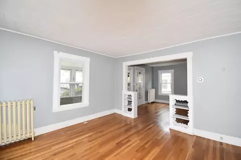 Living - 92-94 Manchester Ter, Springfield, MA 01108 photo 5 of 5