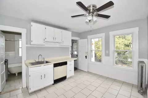 Kitchen - 92-94 Manchester Ter, Springfield, MA 01108 photo 4 of 5